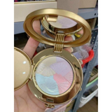 Phấn phủ  ngũ sắc Whoo Gongjinhyang Mi Color Pact mang lại làn da tươi trẻ, sáng và mịn màng