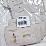 Sample serum dưỡng sáng, cải thiện làn da xỉn màu OHUI Miracle Toning Glow Serum (1ml x 120 gói)