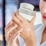 Sample Kem dưỡng ẩm phục hồi năng lượng làm sáng và tươi trẻ làn da The history of Whoo Royal Regina Energetic Recharging Cream - Whoo Royal Regina (120 gói x 1ml =120ml )