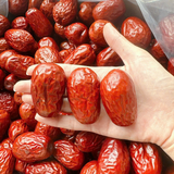 Táo đỏ Hòa Điền thượng hạng Wakamono Organic 500g - SIZE 220 TRÁI/ KG - HSD 2027/04