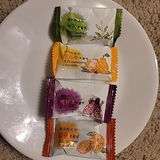 Kẹo Socola Jeju 3 vị - Quýt Hallabong Jeju , Trà xanh, Trái xương rồng