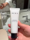 Sữa Rửa Mặt Hera Refreshing Cleansing Foam 50gr